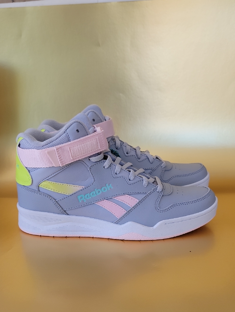 Reebok Womens BB4500 Mid-Top Sneakers in Light Gray with Pink & Neon Accents